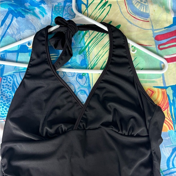 Halter top - Picture 4 of 4